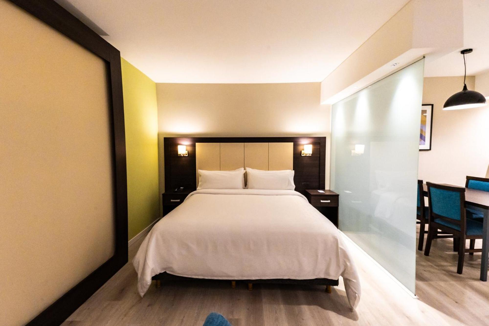 Holiday Inn Express Rosario By Ihg Exterior foto